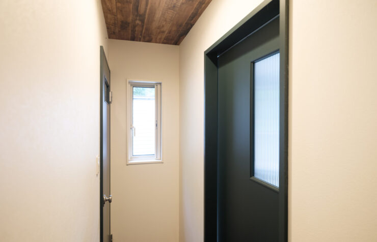 室内のクロス張替え